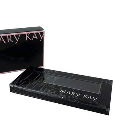 Petite Palette® (vacía) / Paleta Magnética Mary Kay®