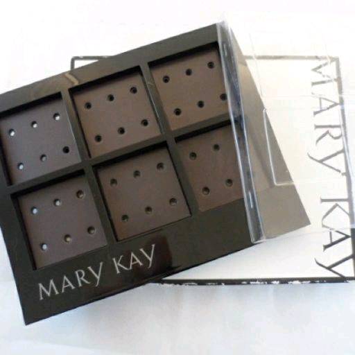 Mary Kay® Paleta Magnética Tapa Plástica (vacía)