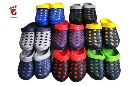 Crocs de Rombos