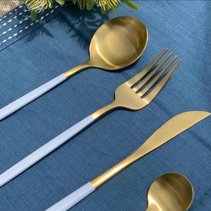 spatula, ladle, wooden_spoon