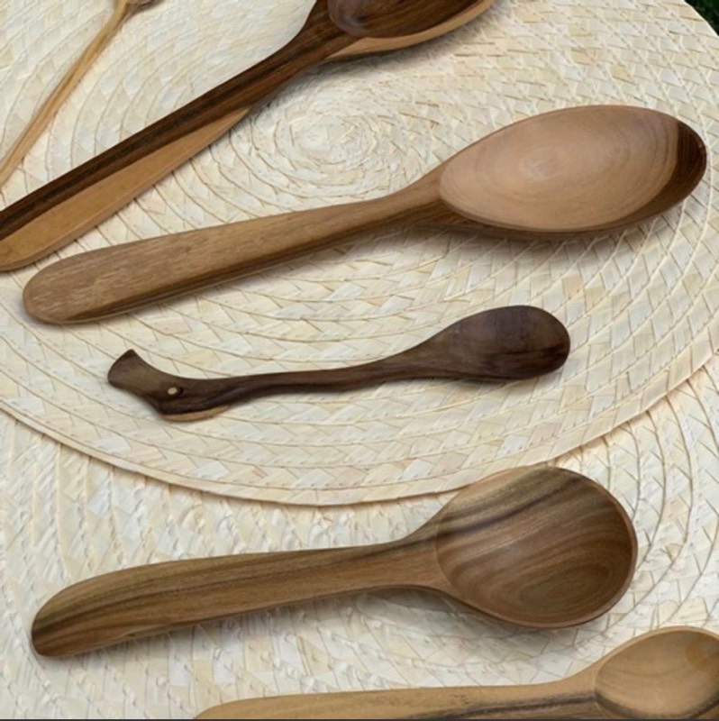 wooden_spoon, spatula, maraca