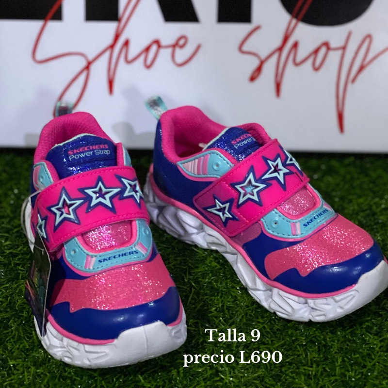 running_shoe, shoe_shop, sock