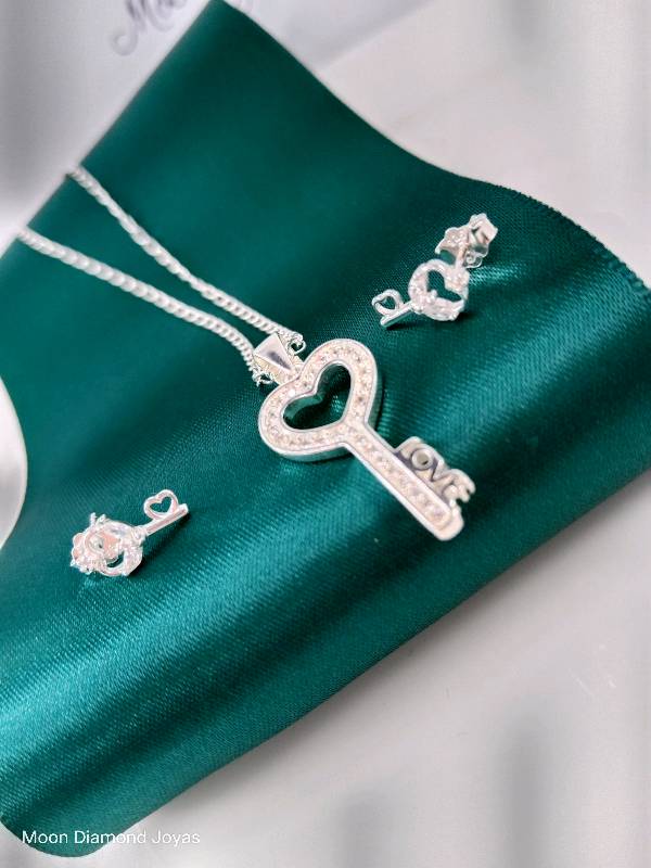  Llave corazón 🗝️💚✨