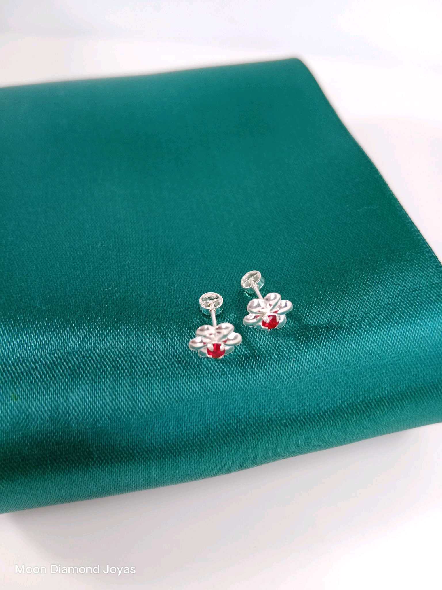 Aretes Flor Abridores 🌸🏵️