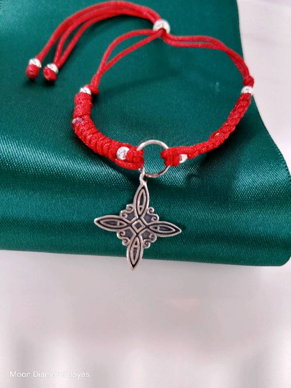 Pulsera Roja Nudo de Bruja 🎁