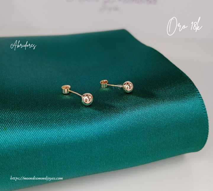 Aretes Bolita Oro 18k