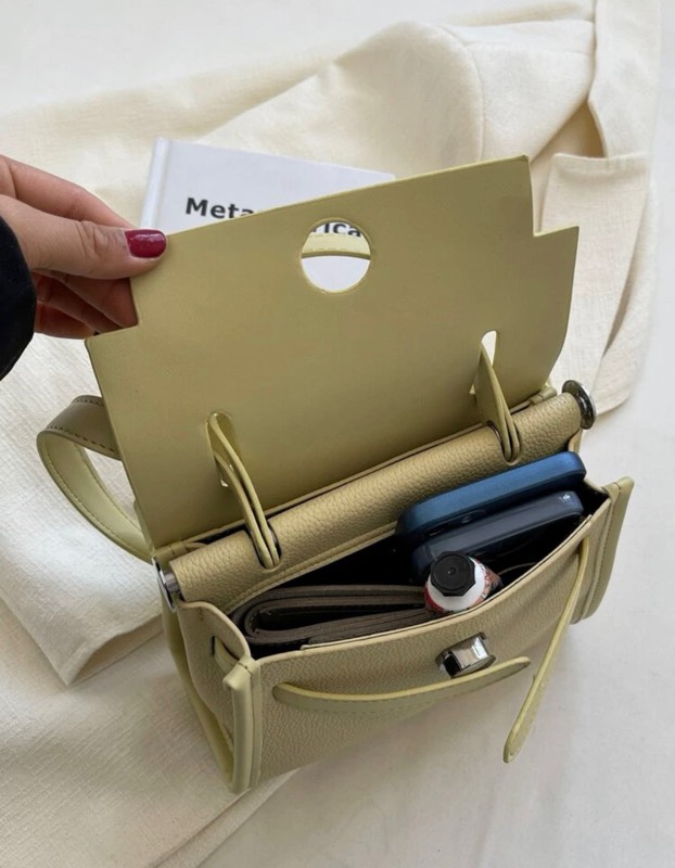 purse, mailbag, laptop