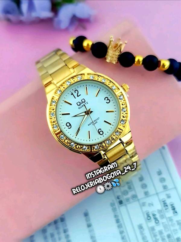 analog_clock, stopwatch, necklace