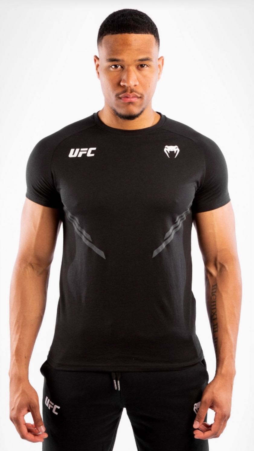 T-shirt ufc wekken