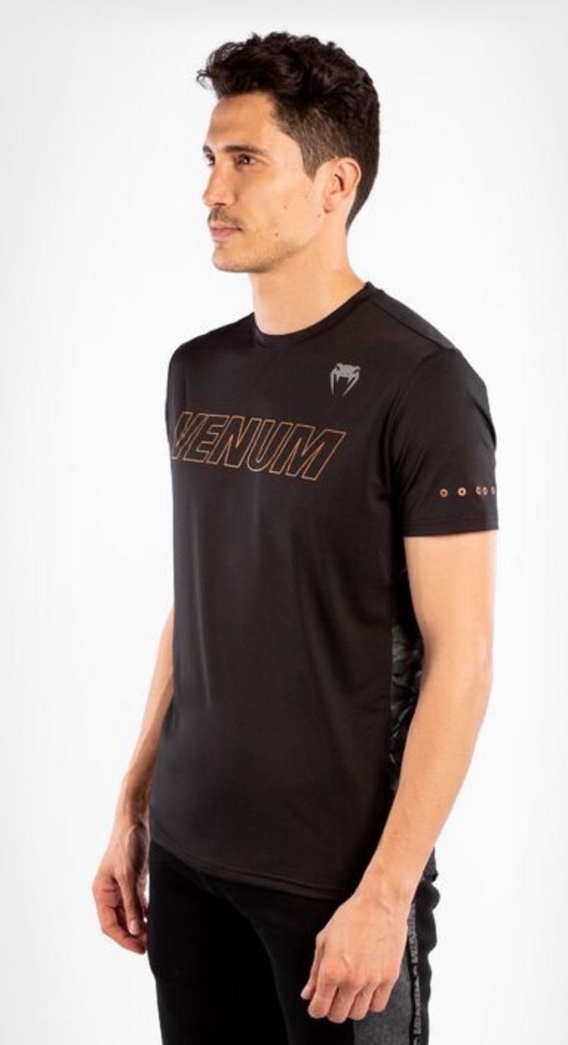T- shirt clásico Evo dry tech black /bronze 