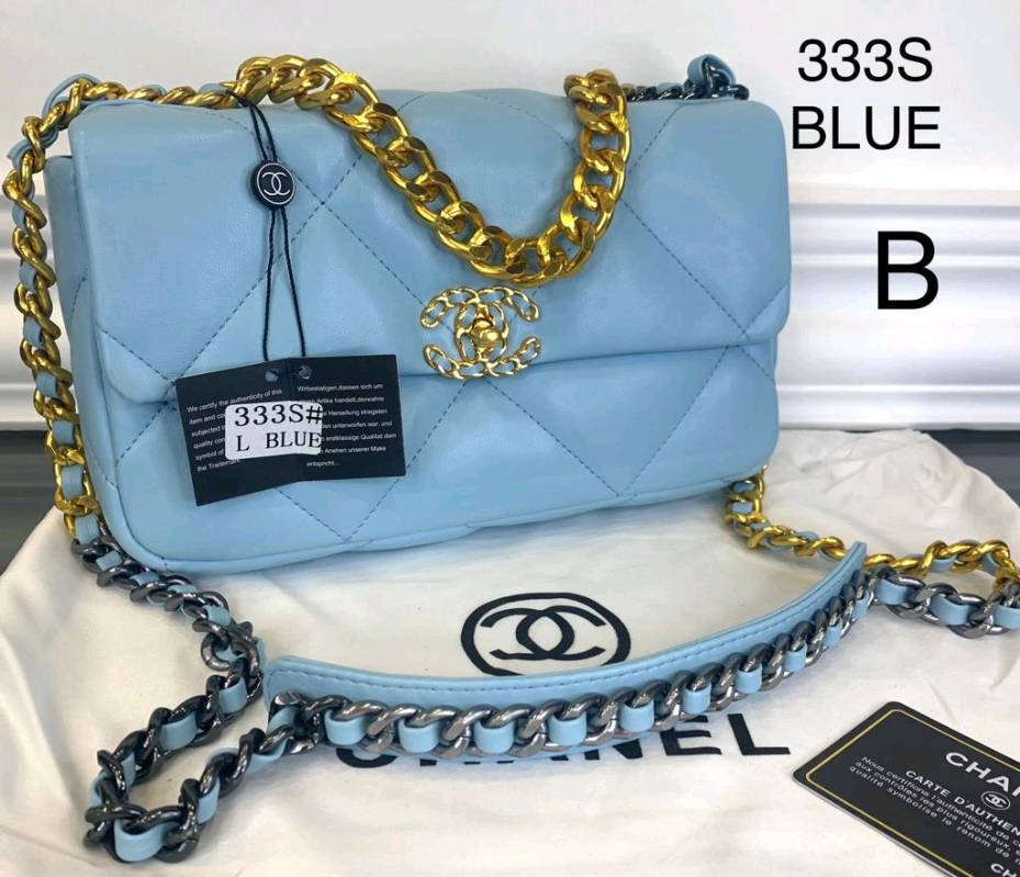 purse, mailbag, chain