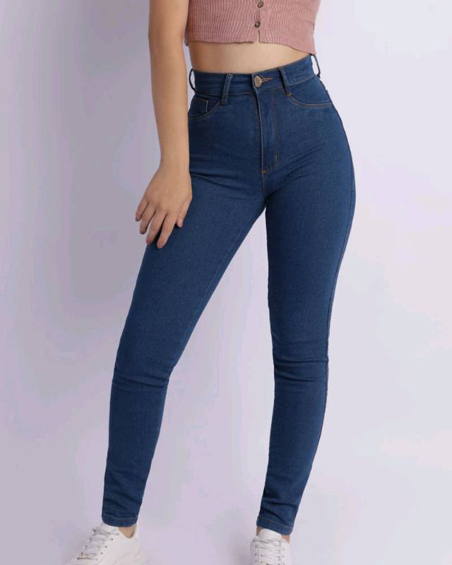 3 Jeans para dama por gs.179.000 