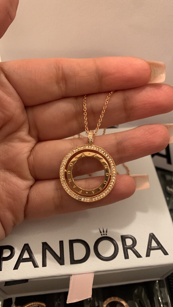 Collar Pandora rose gold 