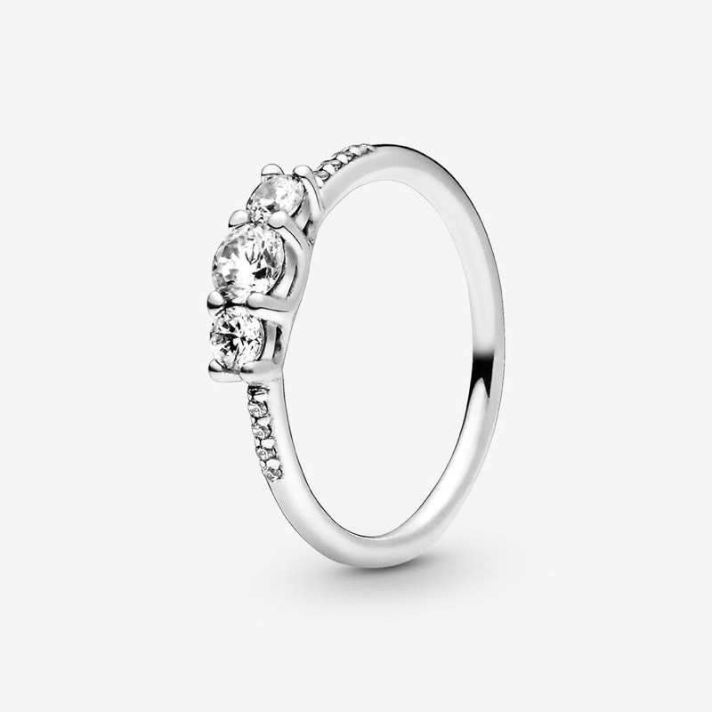 Anillo Pandora talla 5 