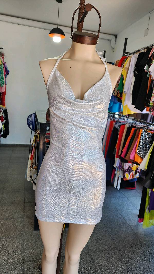 Vestido Laminado super delicado 