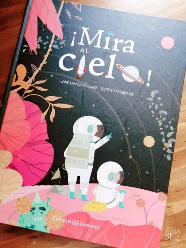 ¡Mira al cielo!