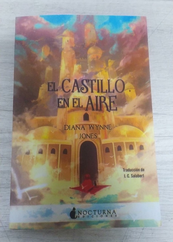 El castillo en el aire (El castillo ambulante nº 2) (Spanish Edition) -  Kindle edition by Jones, Diana Wynne, C. Salabert, I.. Children Kindle  eBooks @ .