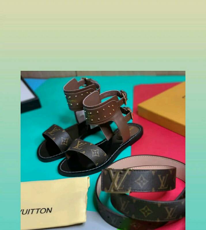 LOUIS VUITTON