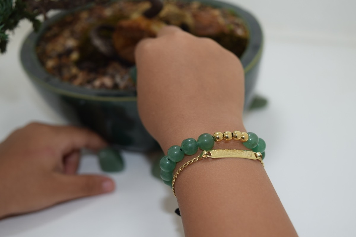 Pulsera con piedrecitas verde niña Okaïdi & Obaïbi