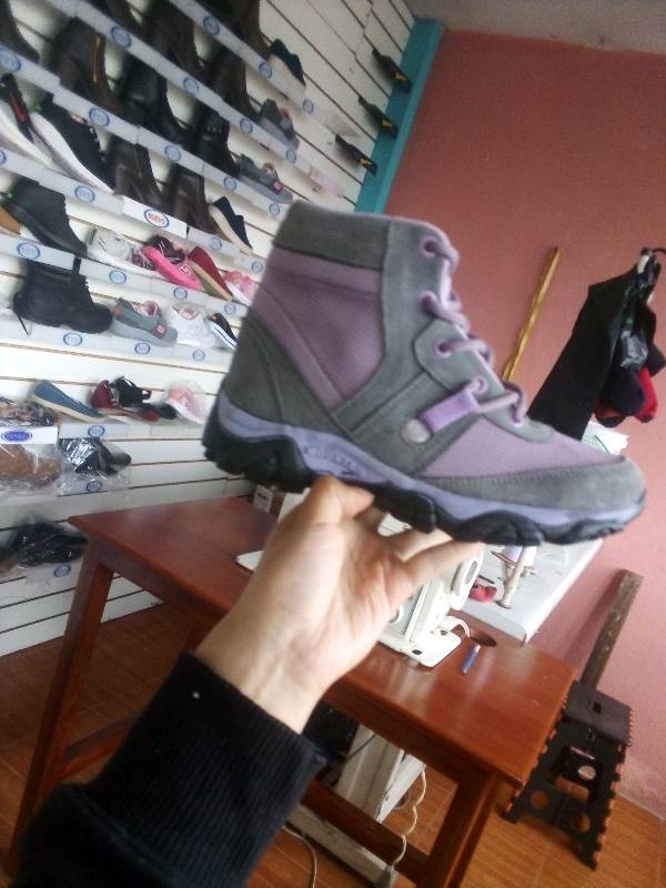 Zapatillas montañeras sales