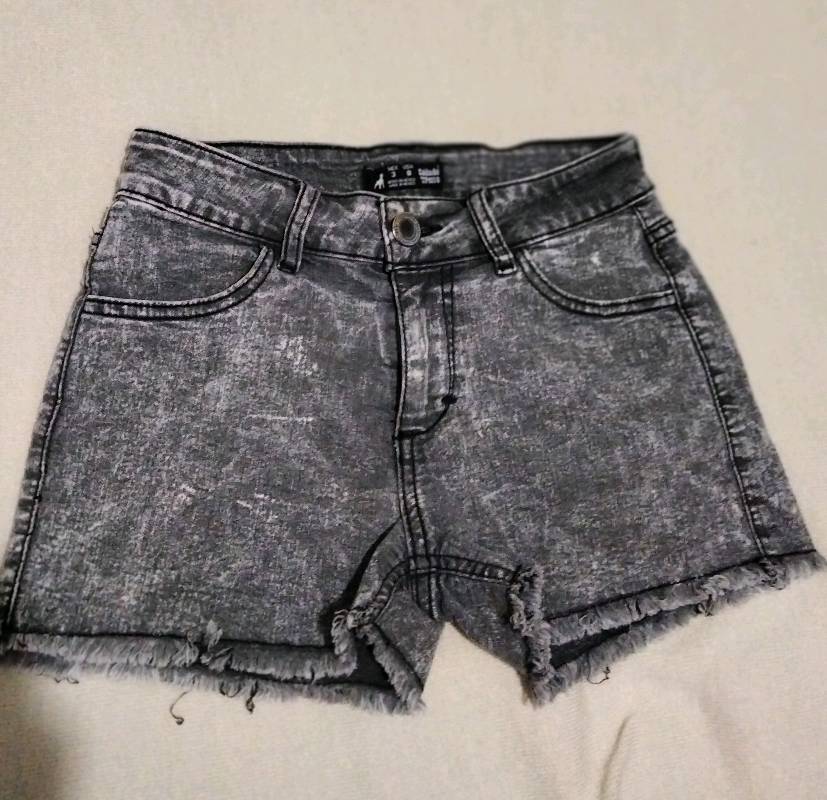 Shorts cuidado sales con el perro