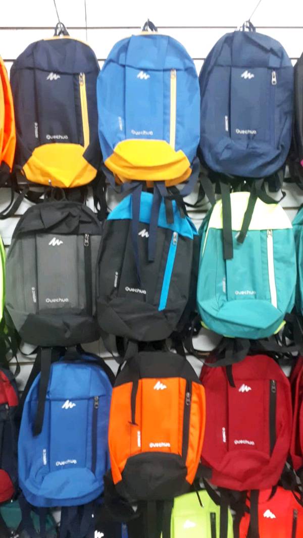Mochilas quechua en llanas. en IBARRA ATUNTAQUI OTAVALO COTACACHI