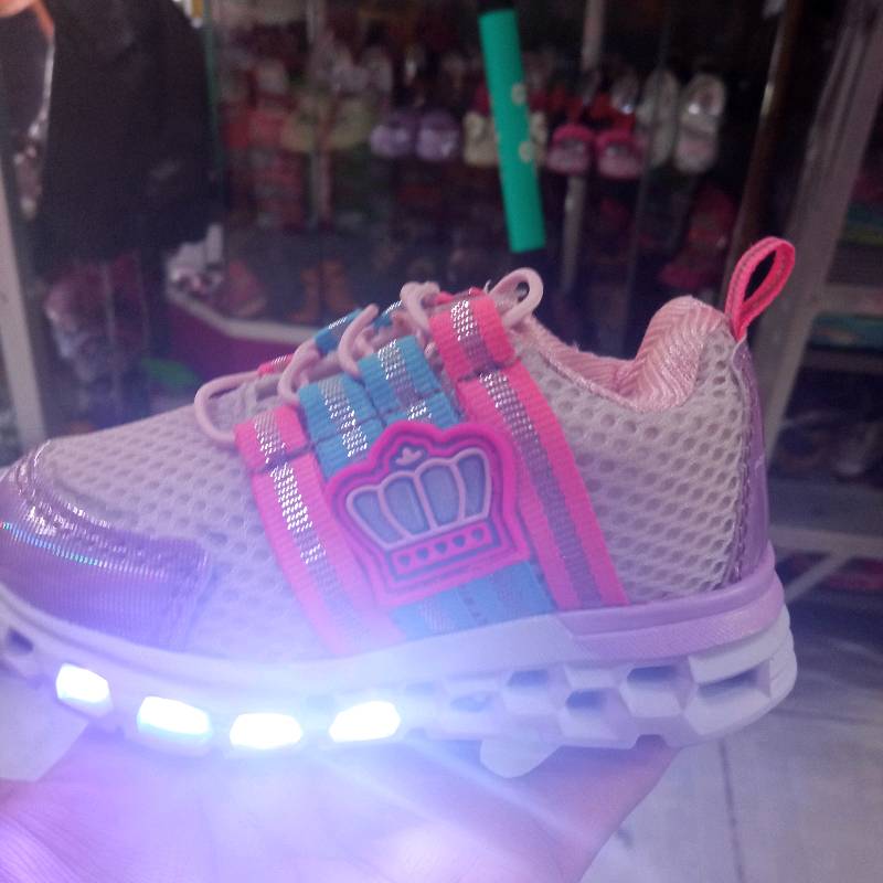 Tenis para niña con sales luces led