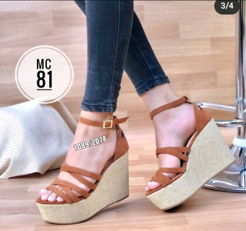 Taco plataforma con tiras en sullana