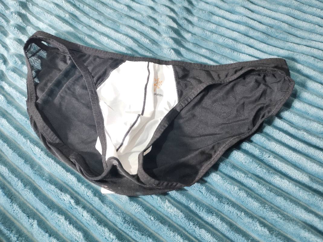 Bikini traslucido en Ciudad de Guatemala