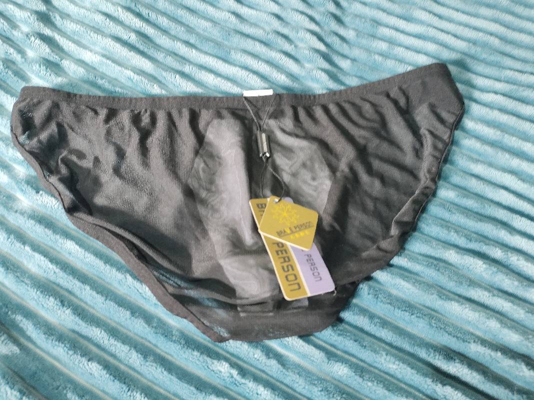 Bikini traslucido en Ciudad de Guatemala