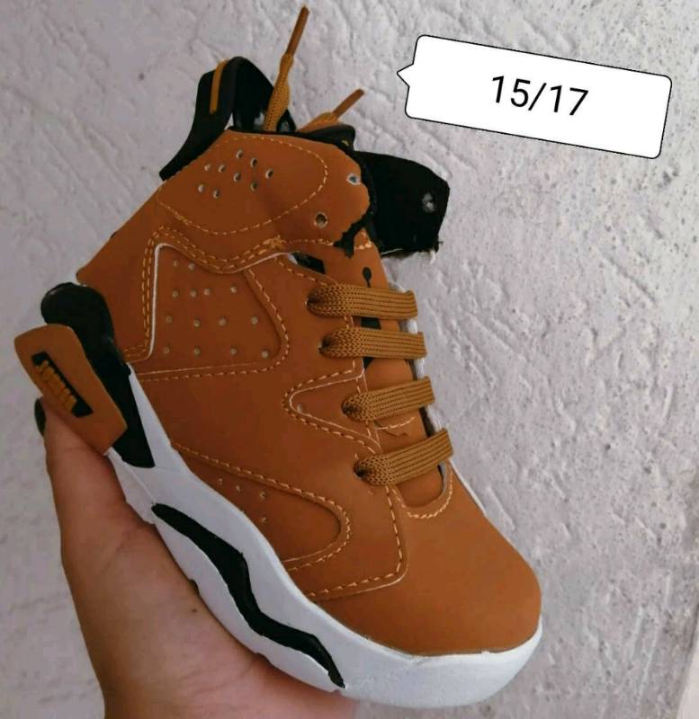 Tenis jordan clon precio sales