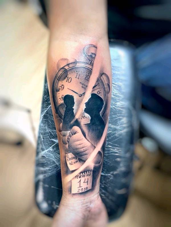 Reloj con nombre discount tattoo