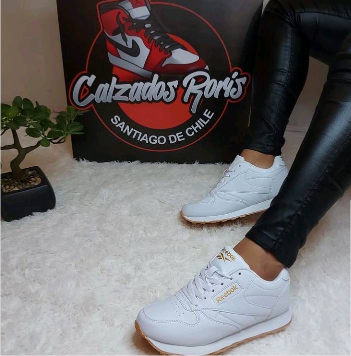 Zapatos reebok on sale en bota letra
