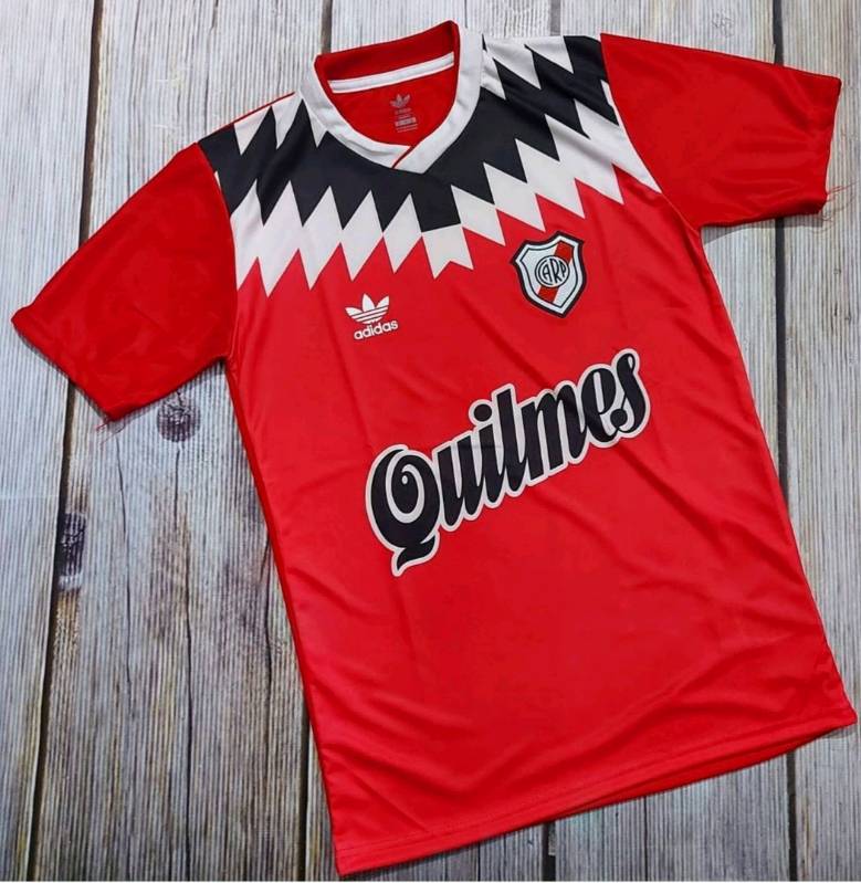 Camiseta river hotsell plate 1996