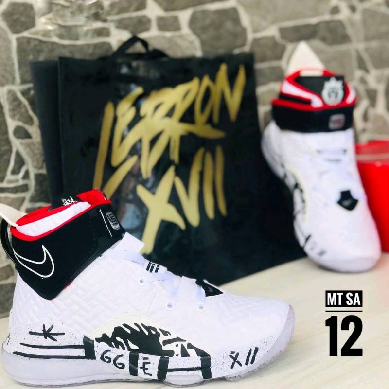 Botas LeBron en Maracaibo