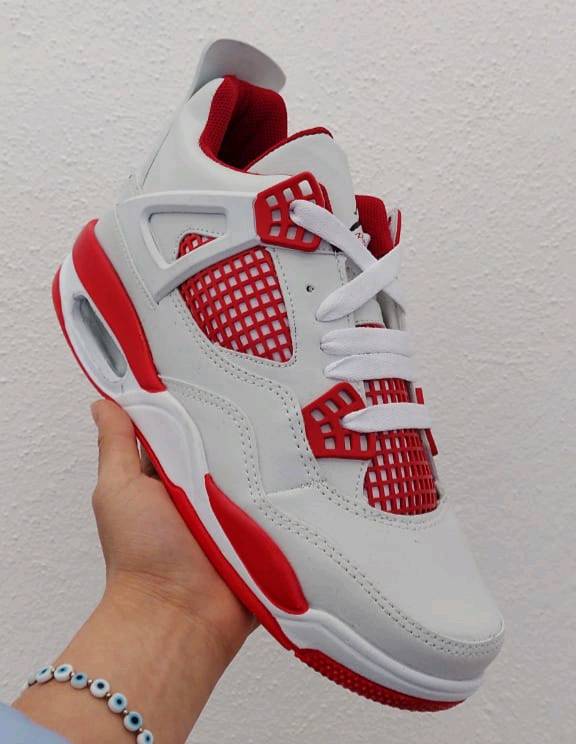 Tenis jordan hotsell retro 4 rojos