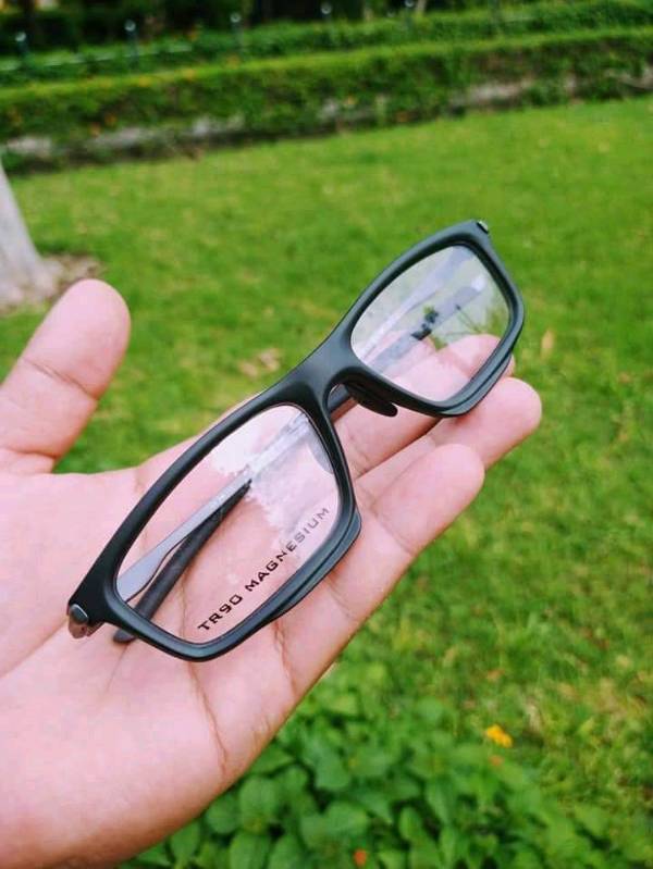Oakley sales tr90 magnesium