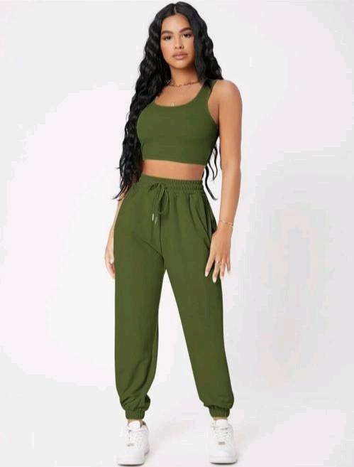 Conjuntos con jogger deals