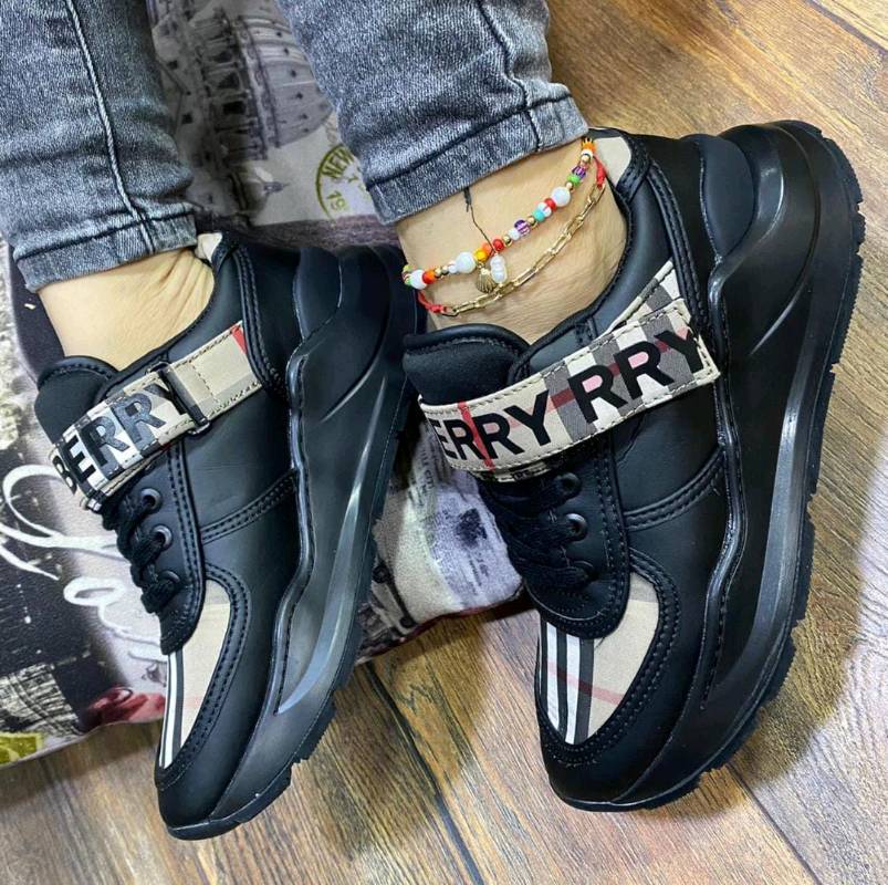 BURBERRY TENIS