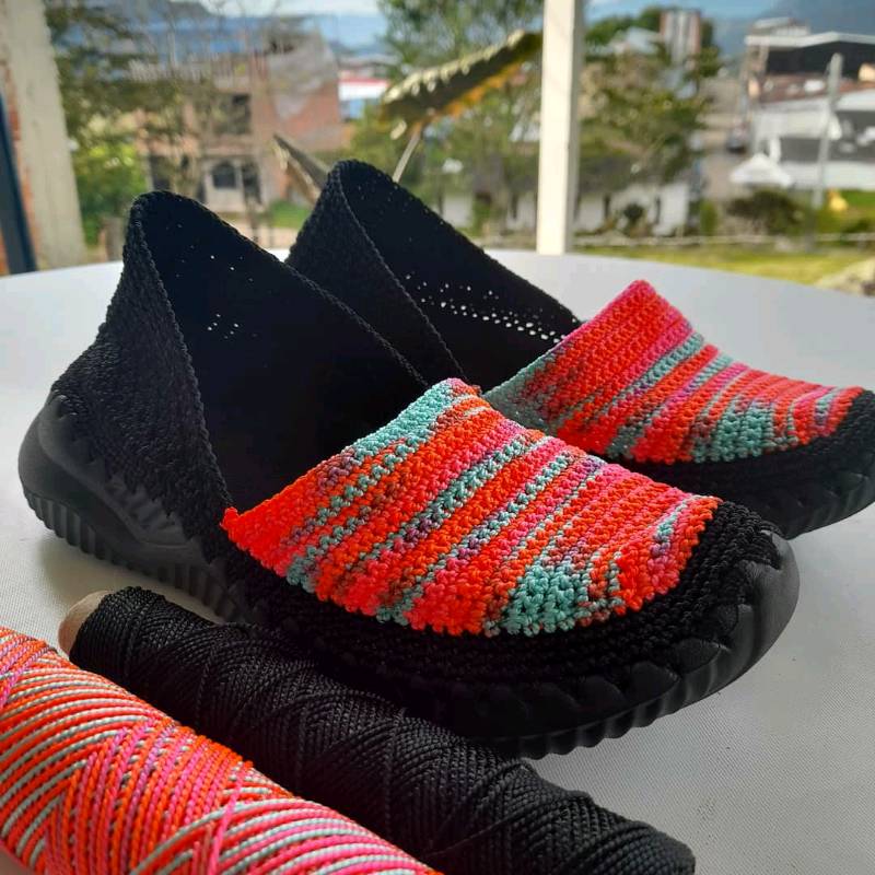 Tenis deals en crochet