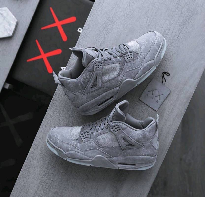 Jordan kaws precio top
