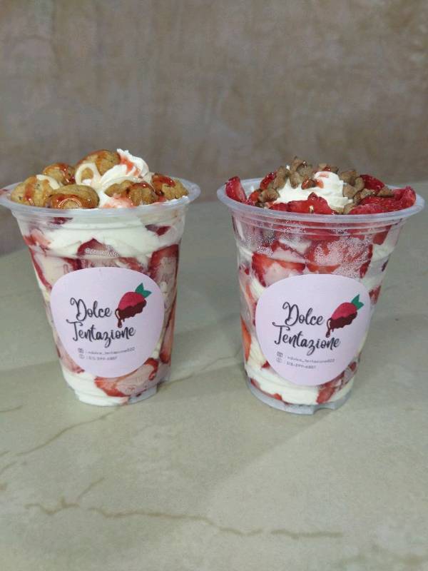 Fresas con crema combinadas en Riohacha