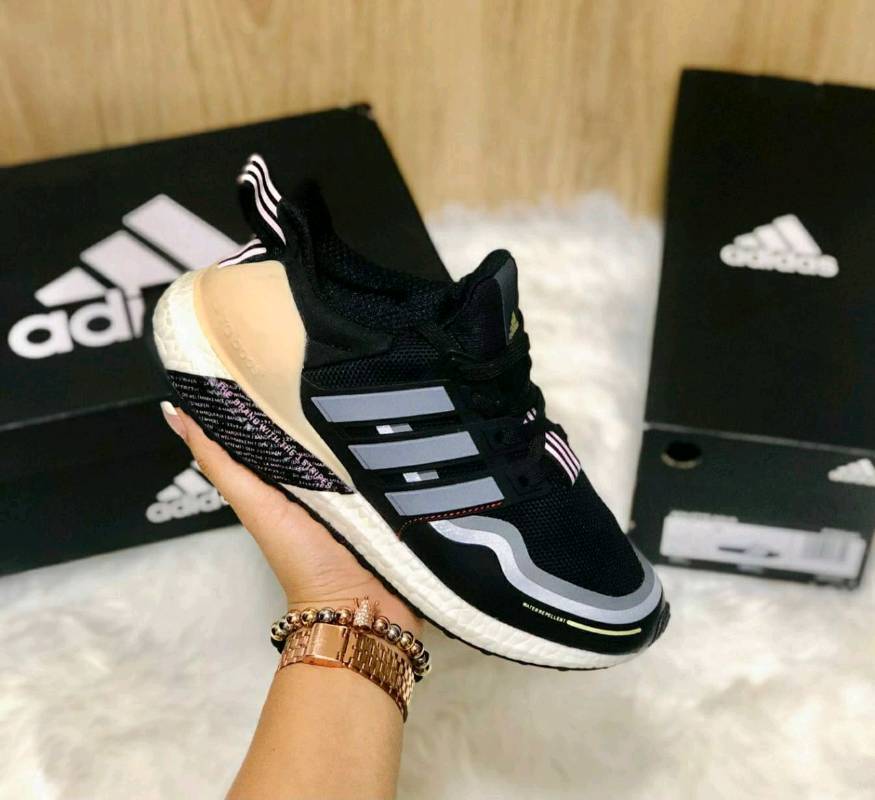 Adidas ultra boost sales dama negra