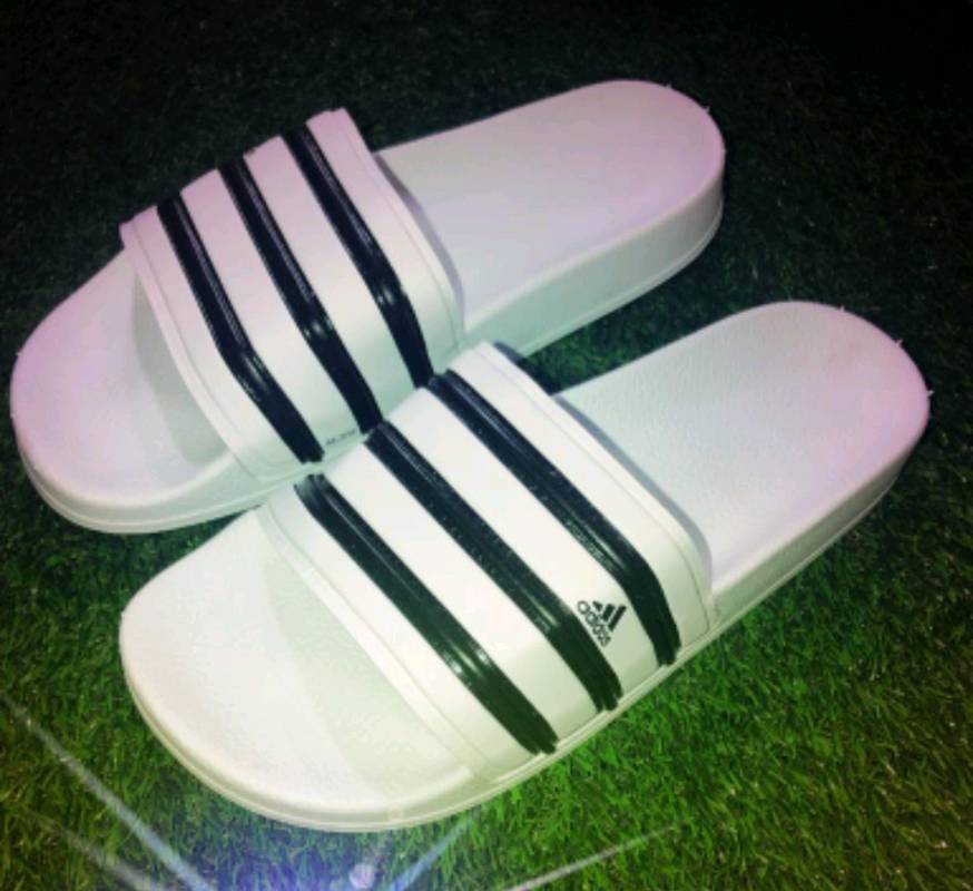 Ojotas hotsell adidas hombre