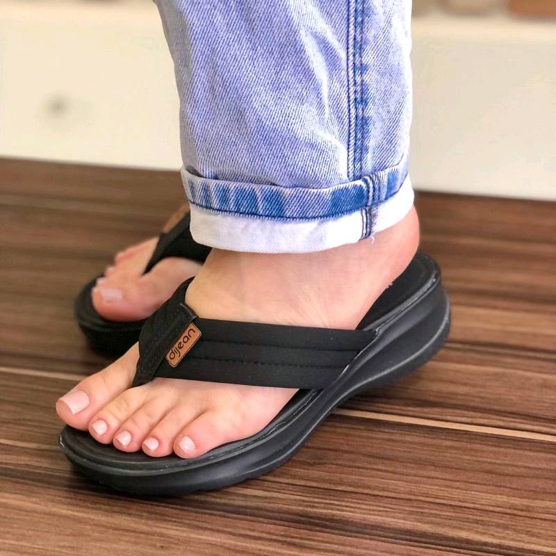 Sandalias brasileras Marca Dijean en Santa Cruz