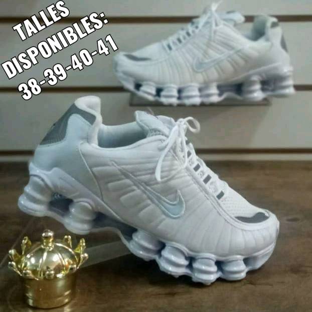 Zapatillas 2025 con resortes