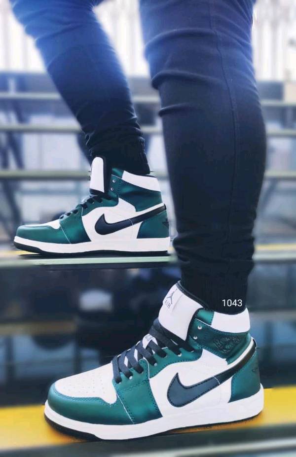 Botines jordan en Trujillo