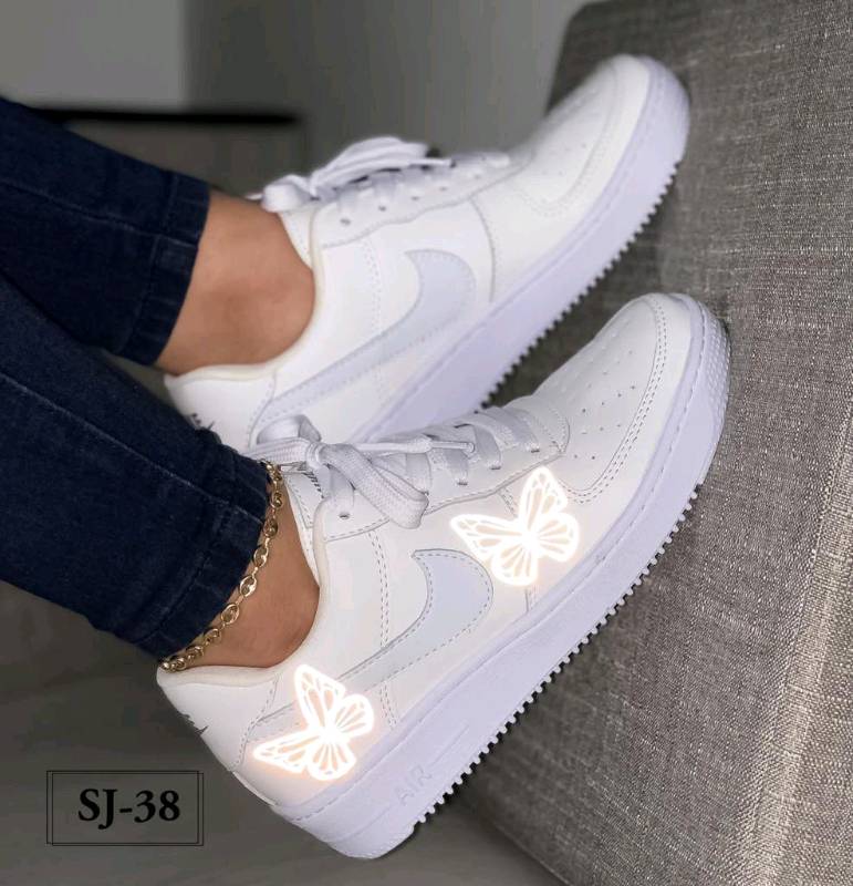 Tenis nike reflectivos sales