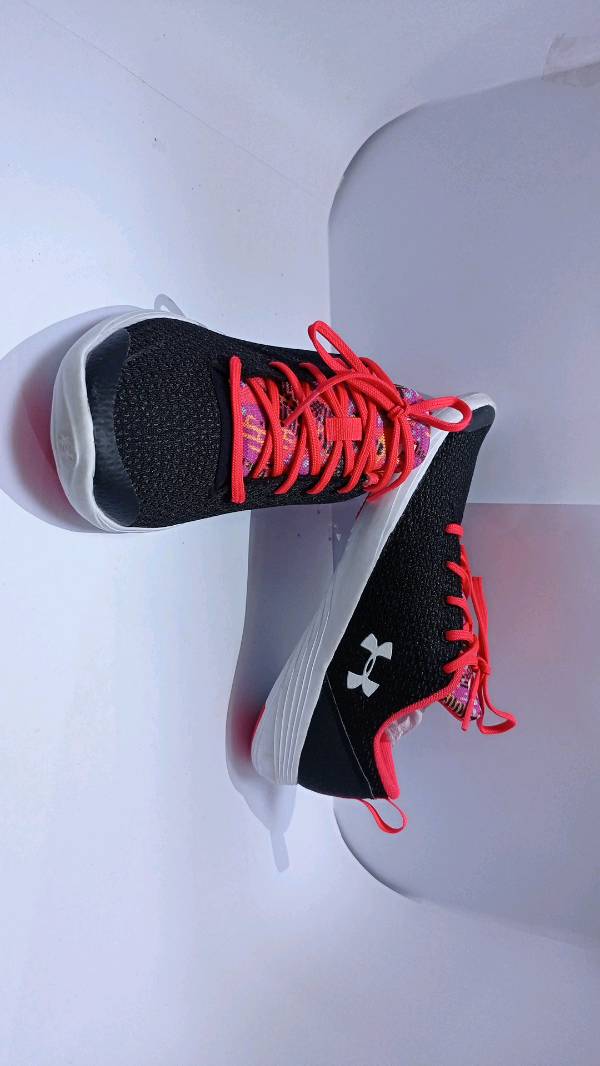Zapatos under armour ecuador precio tienda hot sale