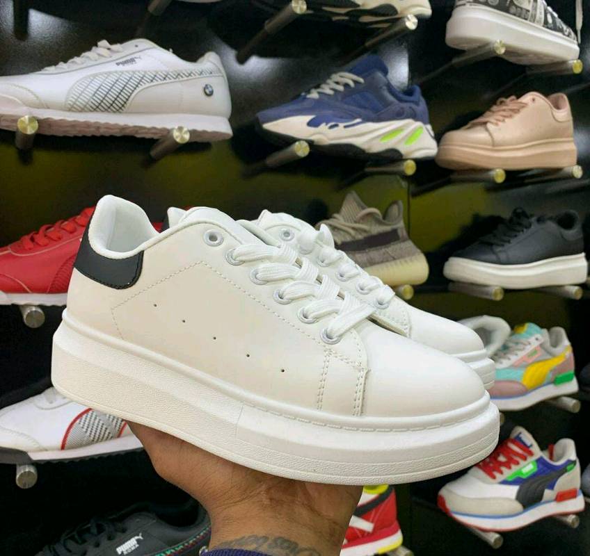 Color de sales los tenis